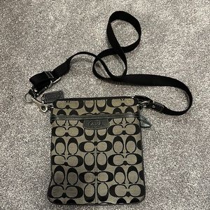 Coach small cross body bag